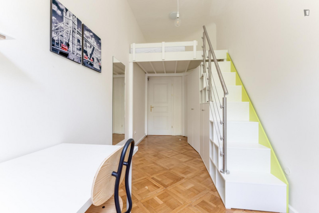 Comfy double bedroom in Malá Strana - Prague - chambre - ImmoJeune