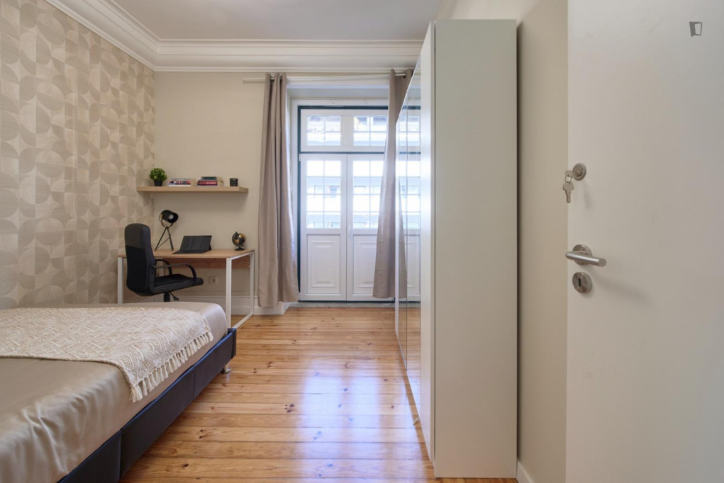 Cozy single bedroom with balcony - Lisbonne - chambre - ImmoJeune
