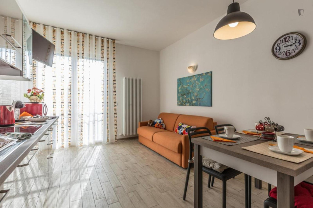 Bright 1-bedroom apartment close to Parco della Montagnola - Bologne - chambre - ImmoJeune