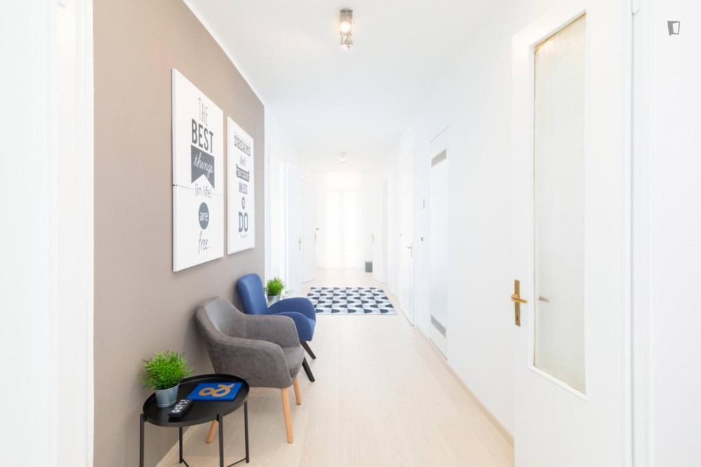 Lovely single bedroom in mestre