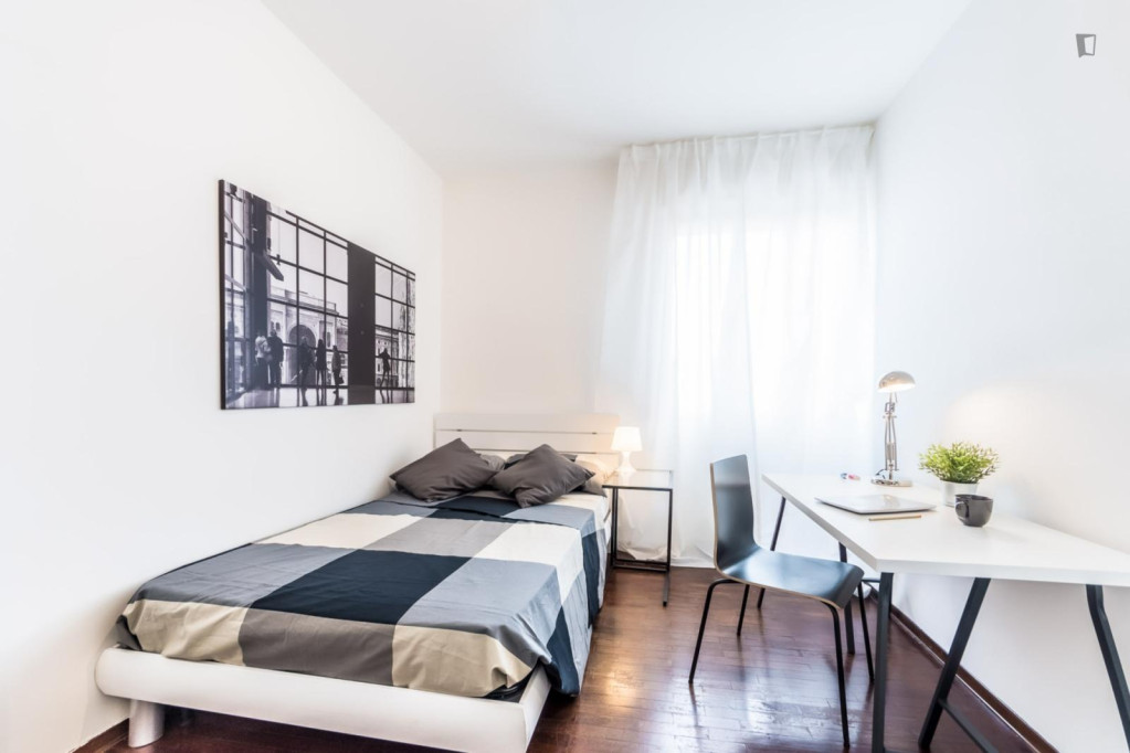 Spacious double bedroom in mestre  - Venice - chambre - ImmoJeune