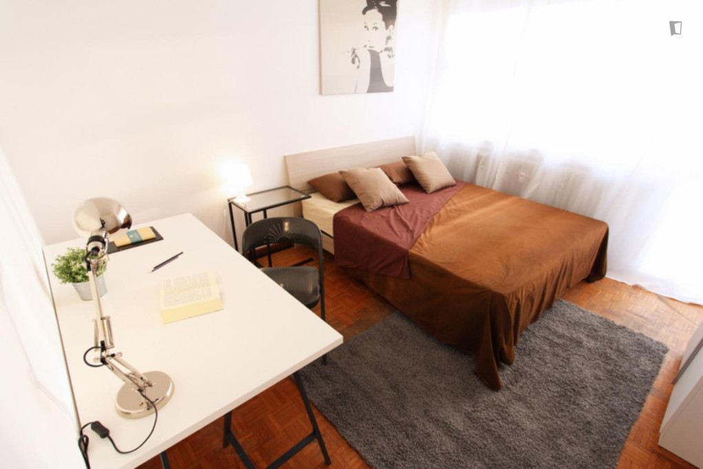 Lovely double bedroom near Mestre centro A2 station - Venice - chambre - ImmoJeune