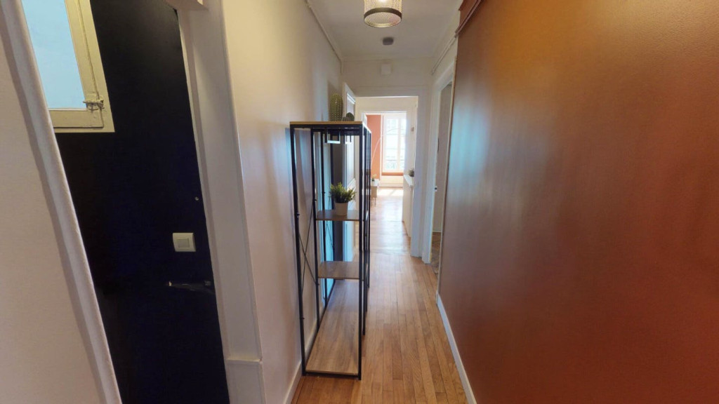 Vast Lovely Apt. near Faubourg du Roule