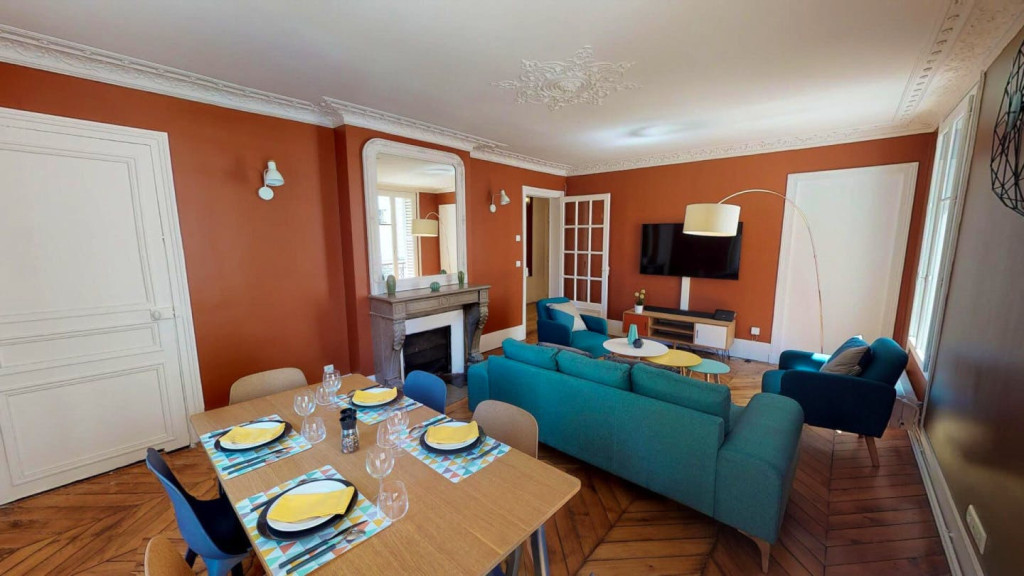 Vast Lovely Apt. near Faubourg du Roule
