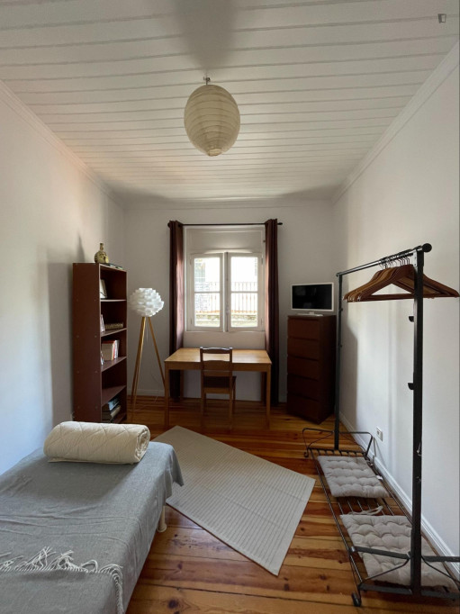 Comfortable single room in the centre of Alfama - Lisbonne - chambre - ImmoJeune