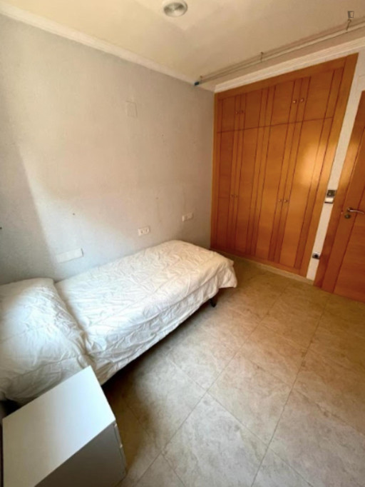 Pleasant single bedroom in Castellón de la Plana
