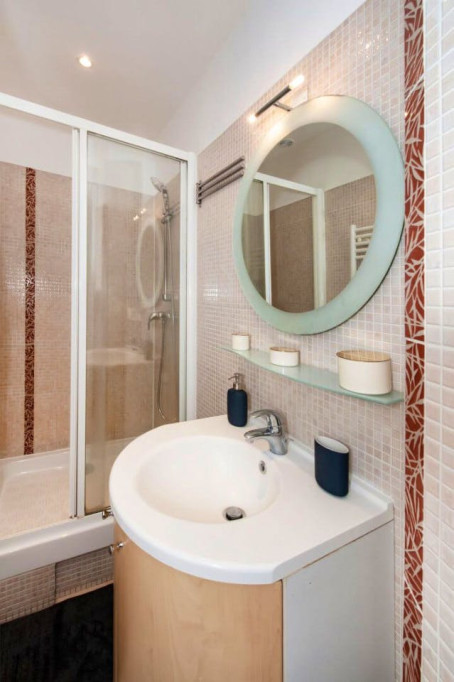 Outstanding Comfortable Apt. close to Rochechouart