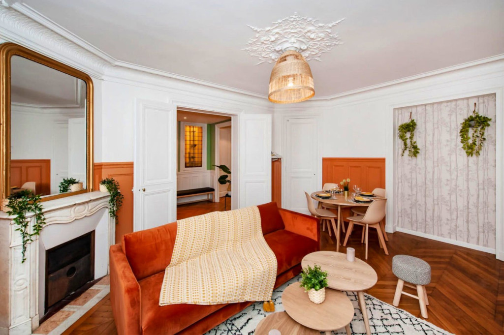 Outstanding Comfortable Apt. close to Rochechouart