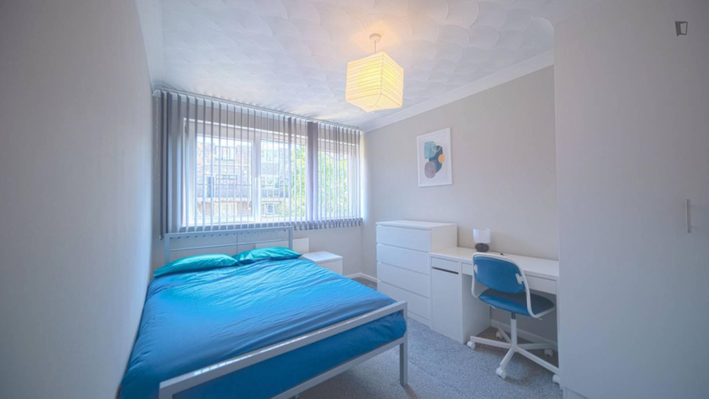 Attractive double bedroom in Poplar - London - chambre - ImmoJeune