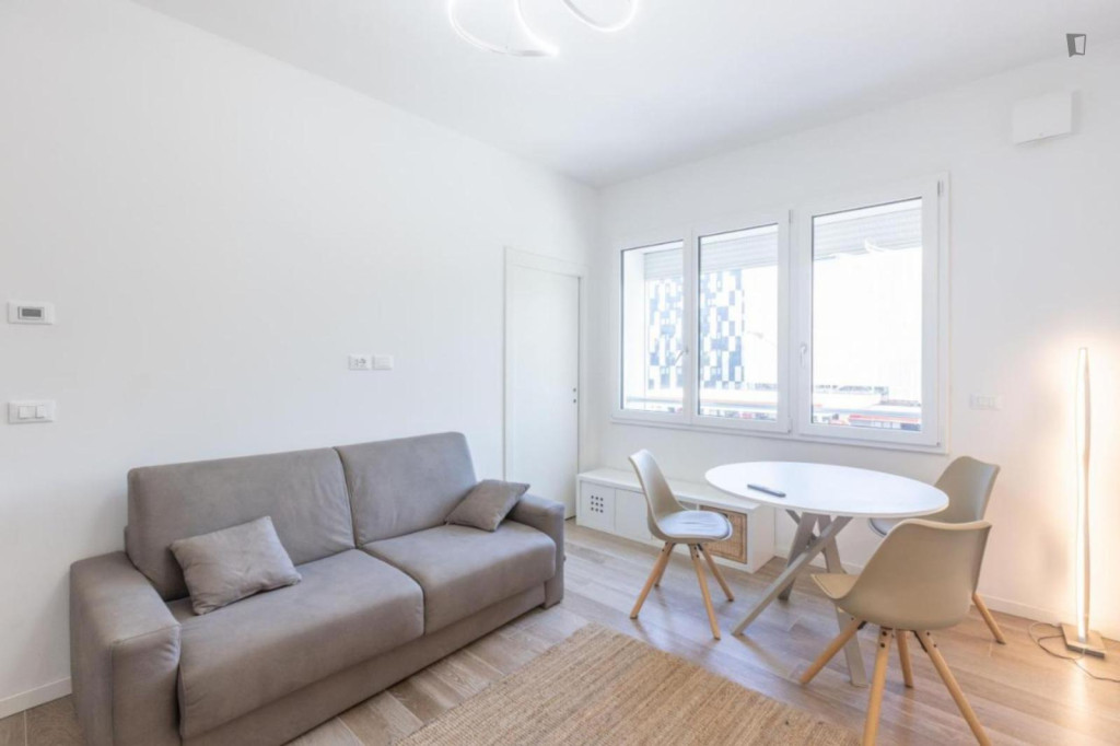Excellent 1-bedroom flat near Parco Don Bosco - Bologne - chambre - ImmoJeune
