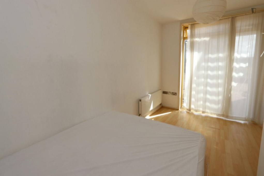 Double bedroom near the North Greenwich tube - London - chambre - ImmoJeune