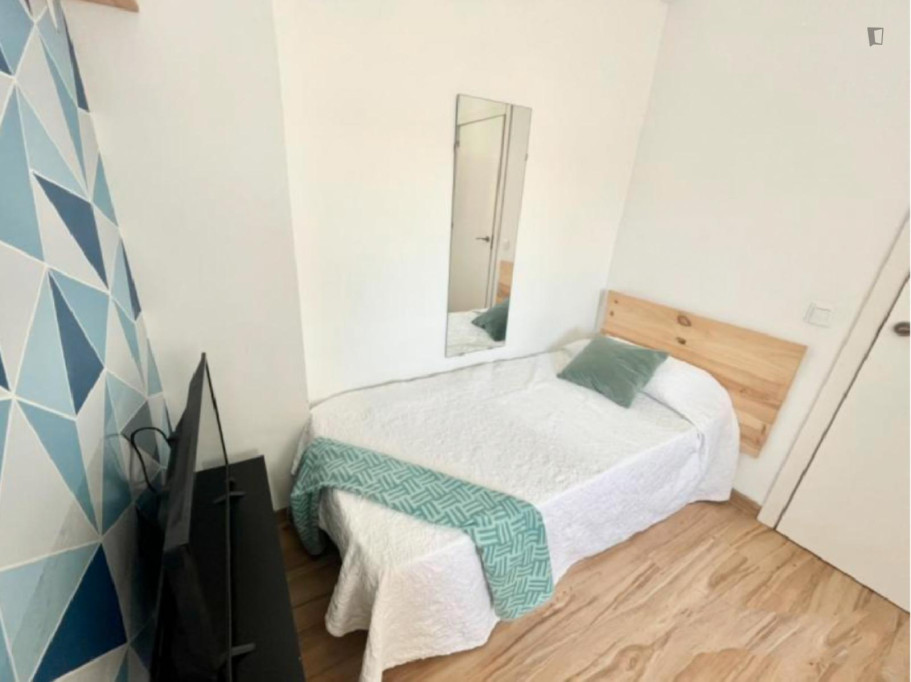 Nice Single Bedroom close to ETSI - Séville - chambre - ImmoJeune
