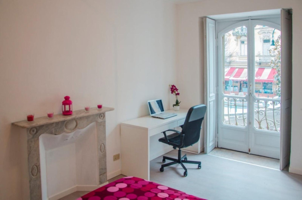 Very comfy single bedroom in the Centro district - Turin - chambre - ImmoJeune