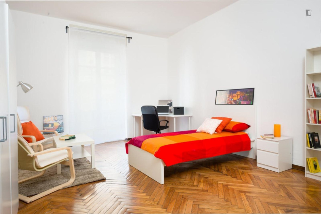 Spaciosu single bedroom near the XVIII Dicembre metro - Turin - chambre - ImmoJeune