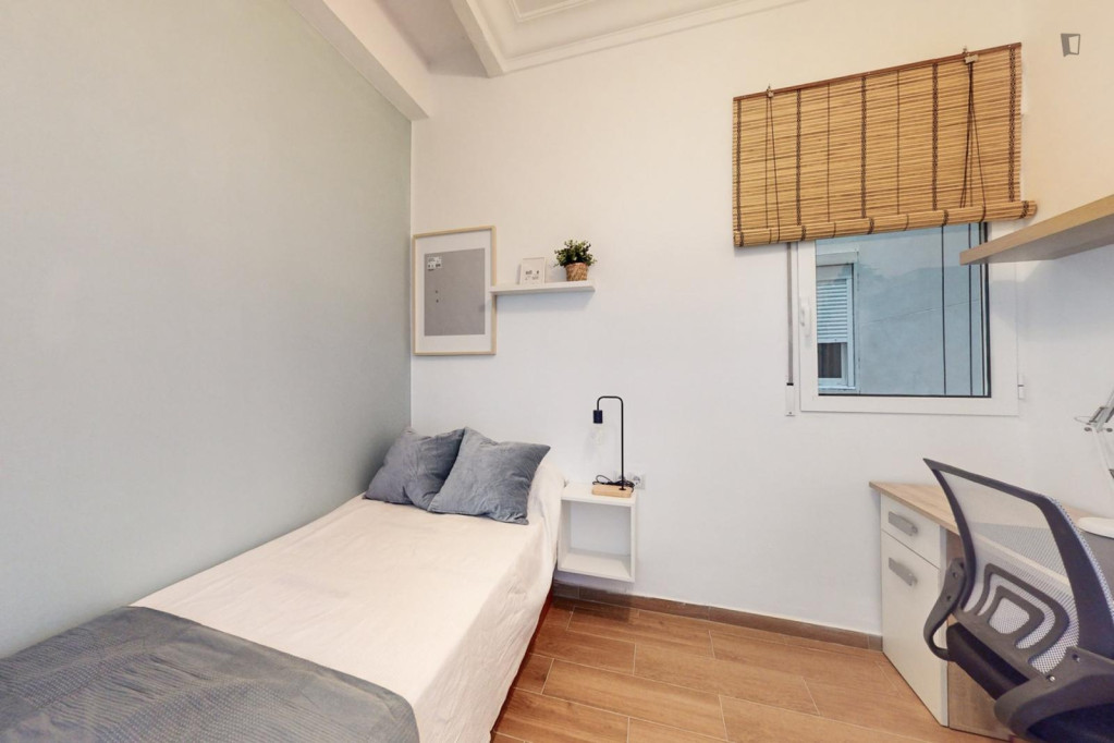 Cozy single bedroom in a property with balcony - Valence - chambre - ImmoJeune