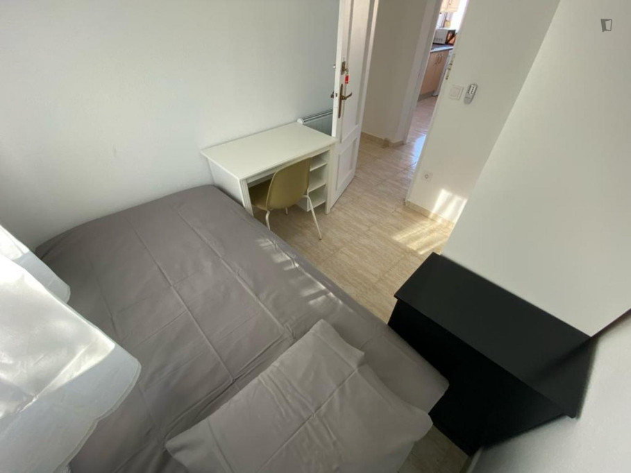 Attractive single bedroom - Madrid - chambre - ImmoJeune