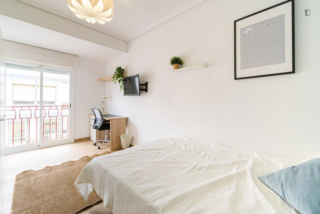 Great looking single bedroom - Alicante - chambre - ImmoJeune