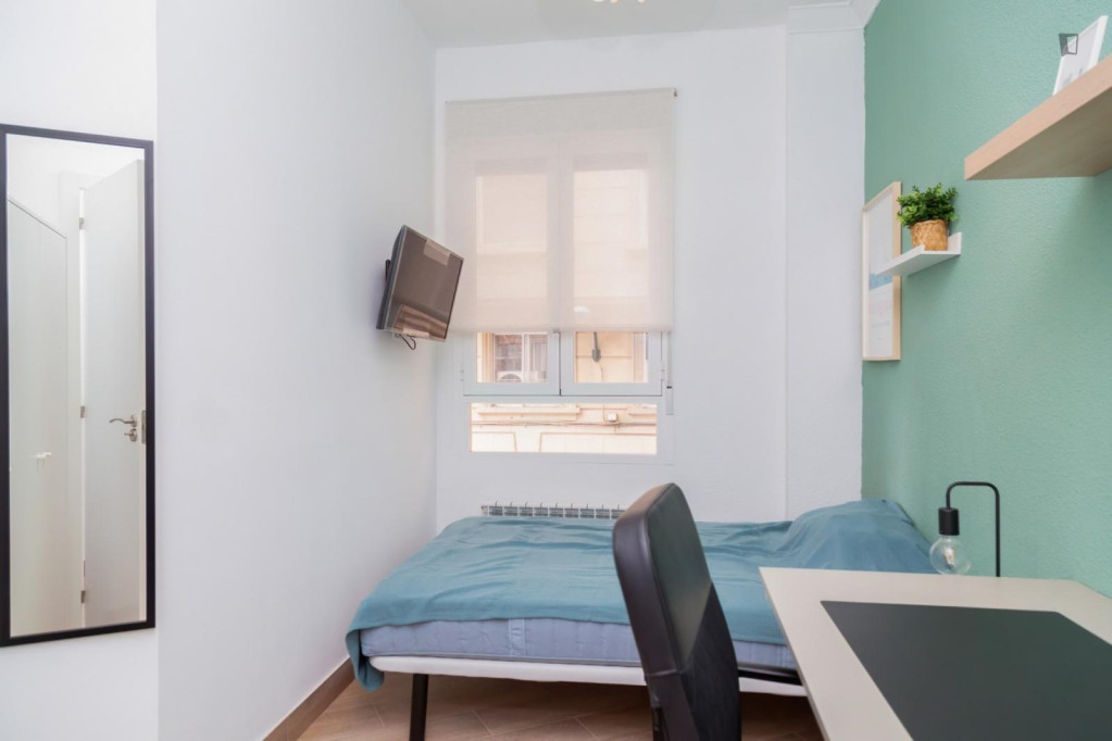 Great looking single bedroom - Zaragoza - chambre - ImmoJeune