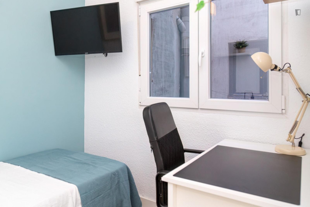 Great looking single bedroom - Zaragoza - chambre - ImmoJeune