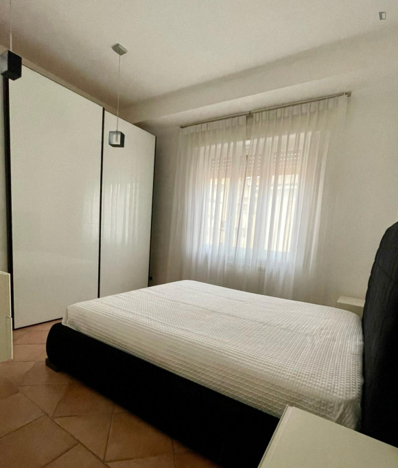Bright apartment with balcony, in Centocelle - Rome - chambre - ImmoJeune