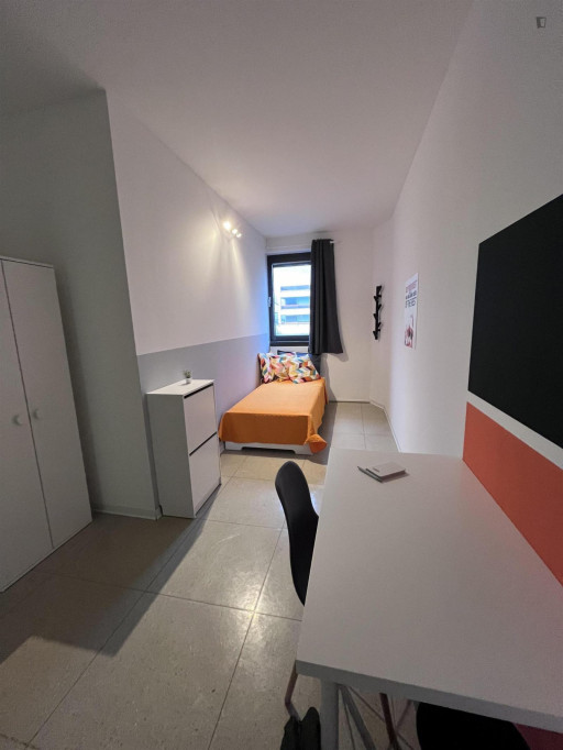 Single bedroom near the Trento Main Train Station  - Trento - chambre - ImmoJeune