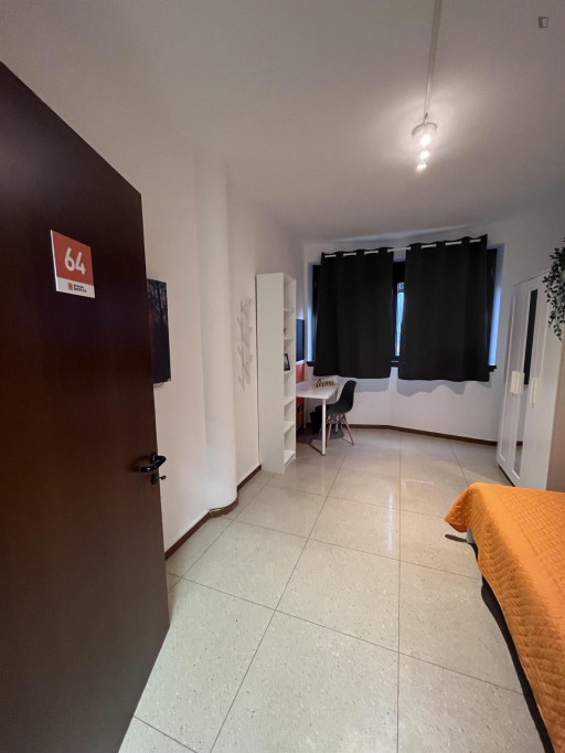 Single bedroom in a student flat, in Cristo Re - Trento - chambre - ImmoJeune