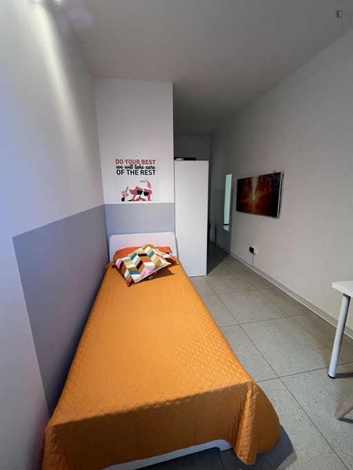 Luminous single bedroom in Cristo Re - Trento - chambre - ImmoJeune