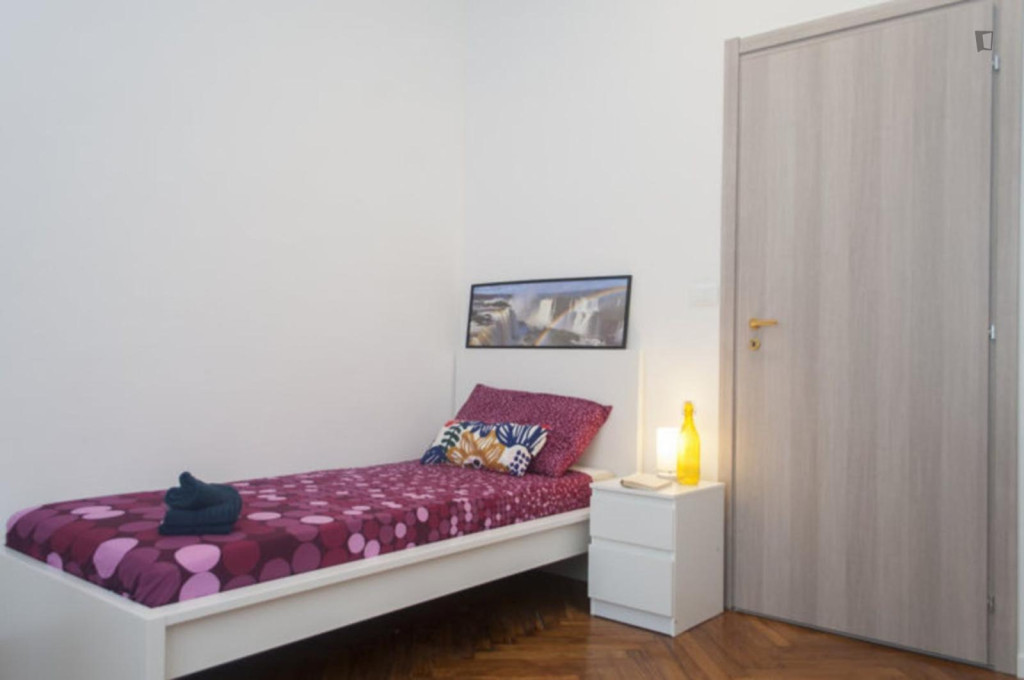 Interesting single bedroom in Campidoglio