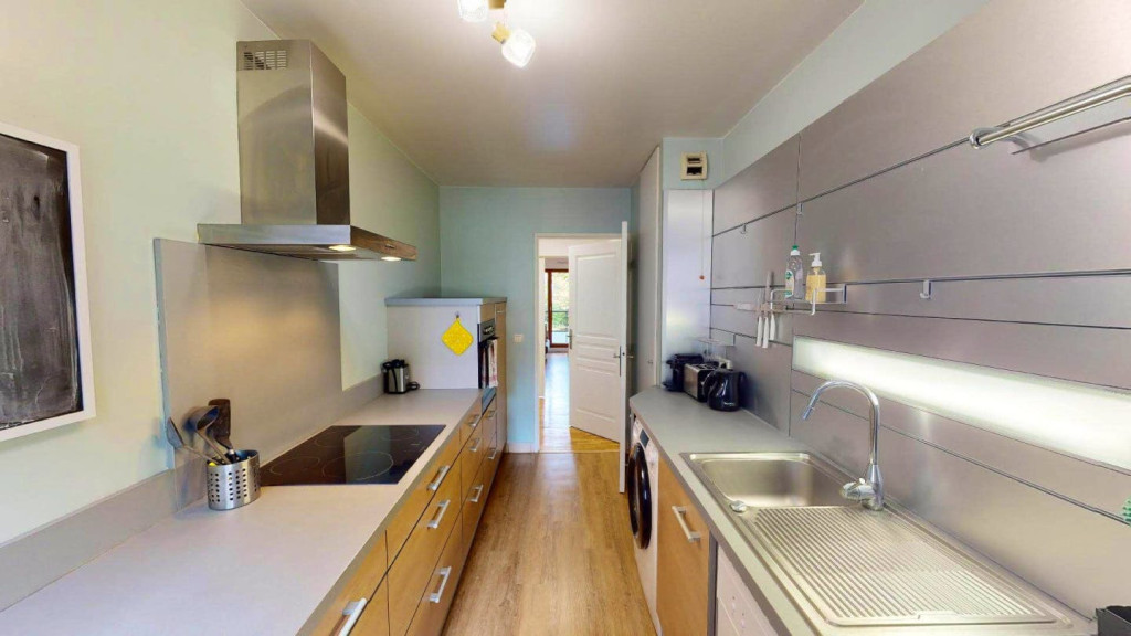 Urban Styled Apt. near Issy-le-Moulineaux