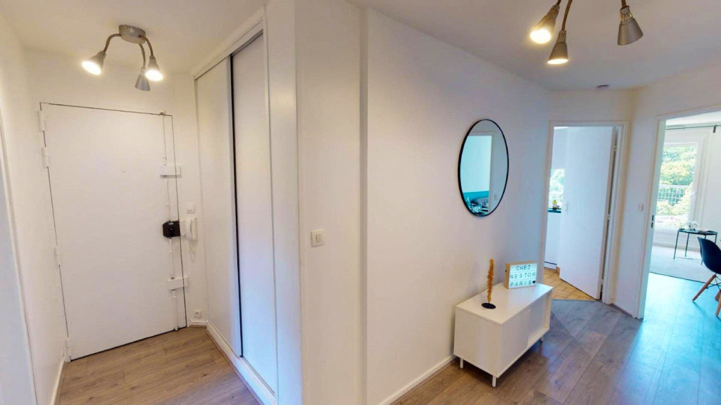 Elegant Stunning Apt. near Nanterre
