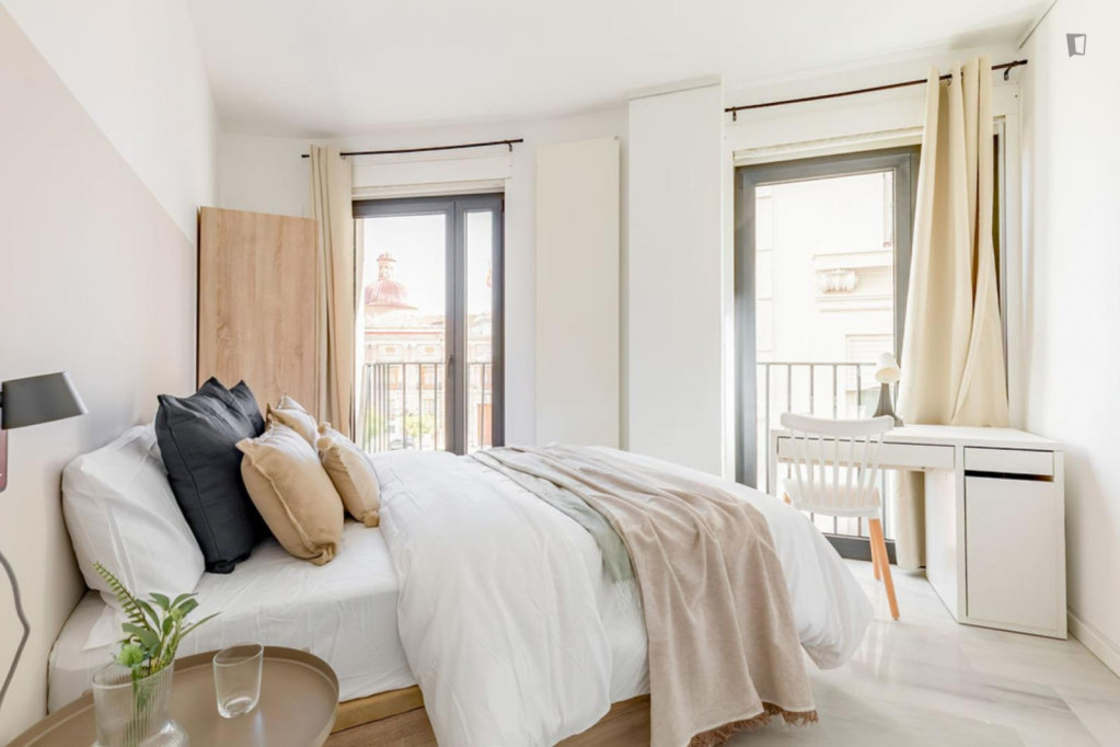 Amazing double bedroiom in La Xerea - Valence - chambre - ImmoJeune