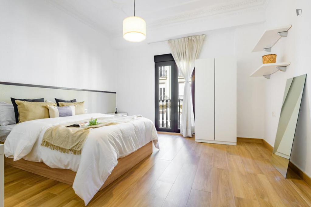 Brilliant double bedroom in Eixample - Valence - chambre - ImmoJeune