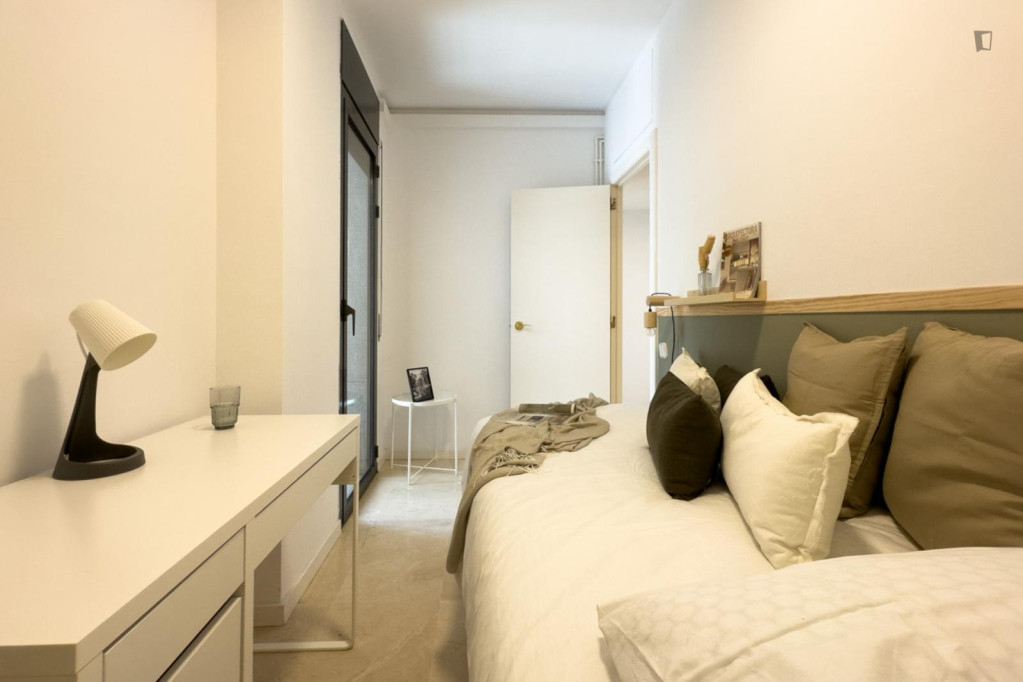Very nice single bedroom in Sant Gervasi-Galvany - Barcelone - chambre - ImmoJeune
