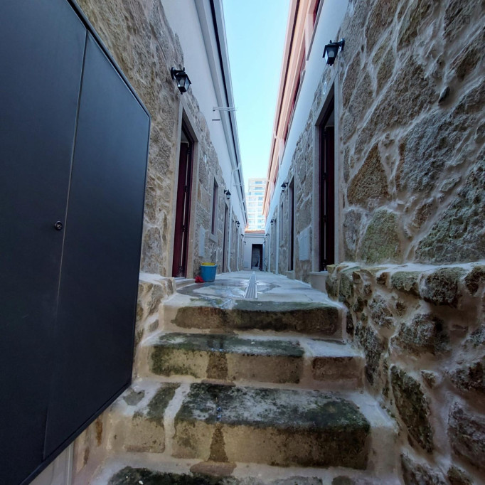 1-bedroom apartment, with outdoor area