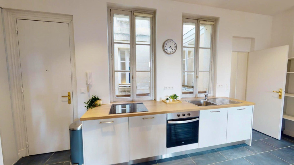 First-class Stunning Apt. close to Hôtel de Ville