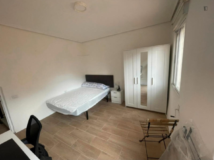 Warm Single Bedroom close to CEU Cardenal Herrera University