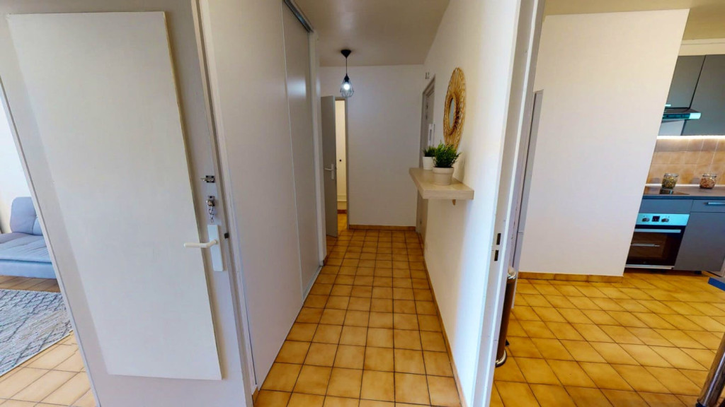 Lovely Elegant Apt. near Antigone