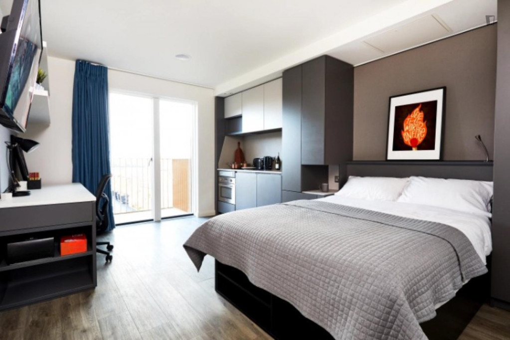 Comfy studio close to Hull Road Park