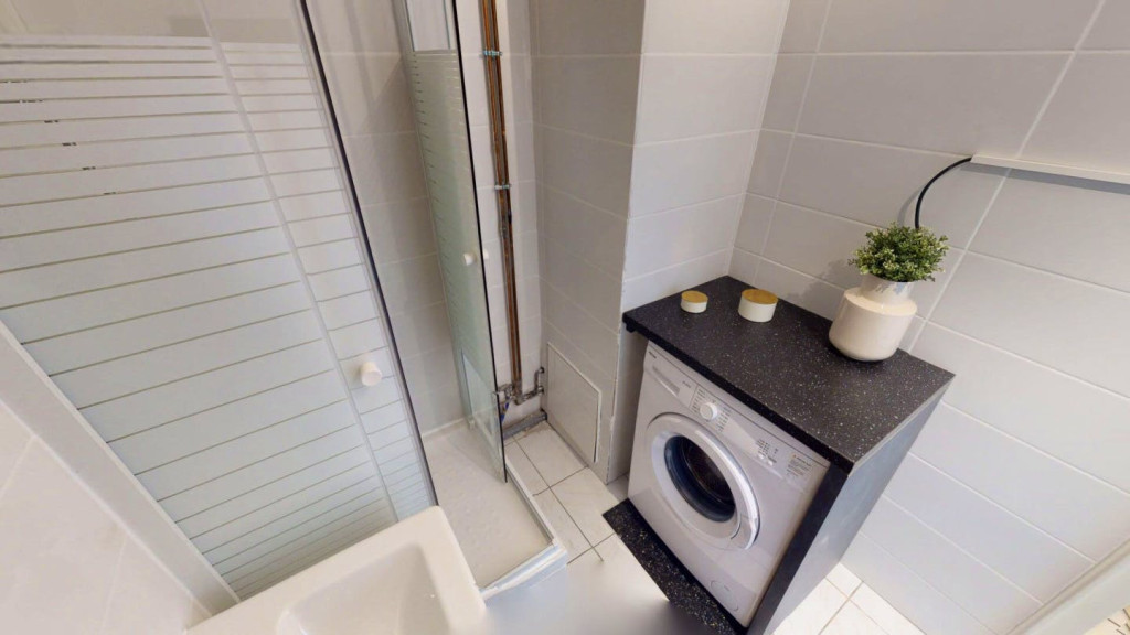 Elegant Brand-New House w/ Terrace near Parc Sergent Blandan