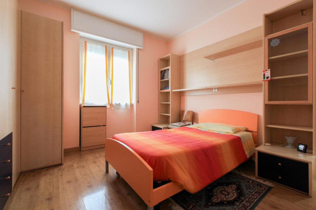 Cheerful single bedroom near the Bovisa Durando campus of the Politecnico di Milano - Milan - chambre - ImmoJeune