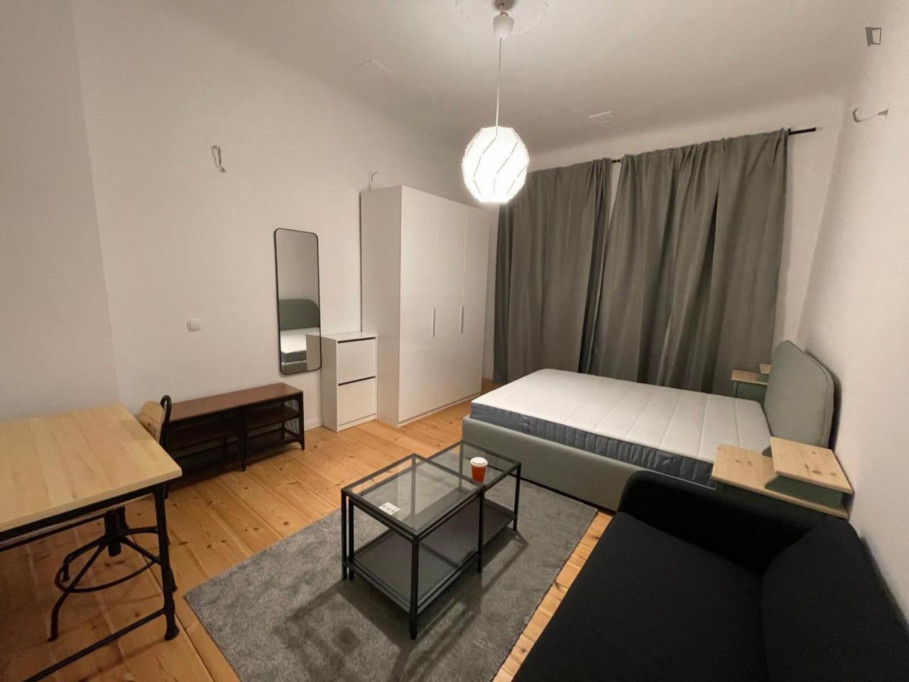Welcoming 1-bedroom apartment in Tempelhof - Berlin - chambre - ImmoJeune