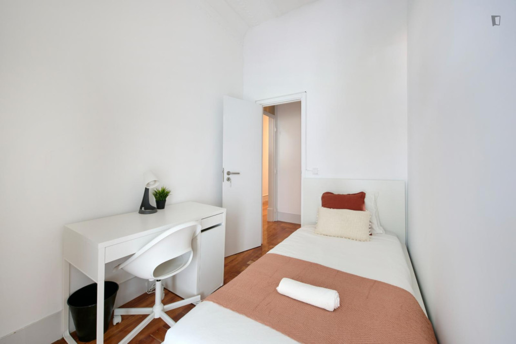 Welcoming single bedroom not too far from IST - Lisbonne - chambre - ImmoJeune