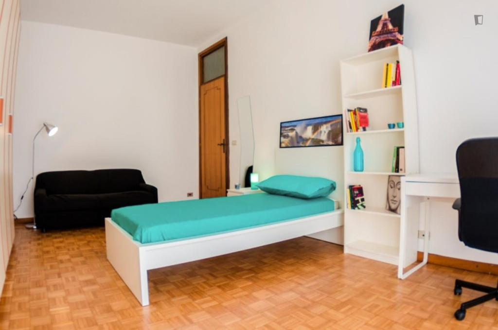 Lovely single bedroom near Parco Dora - Turin - chambre - ImmoJeune