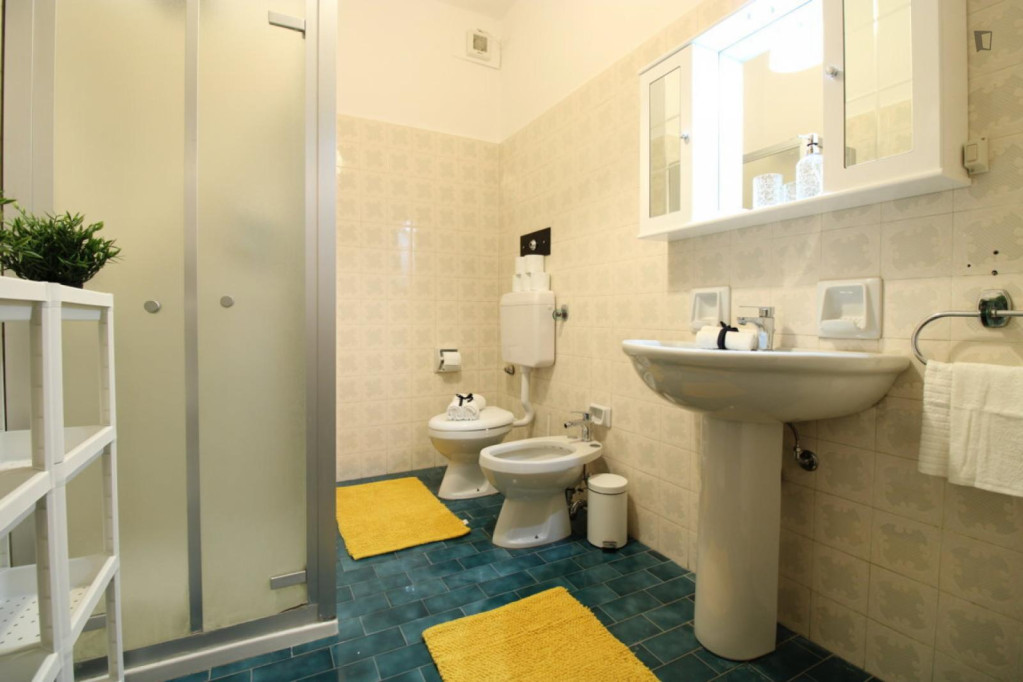 Welcoming double bedroom near the Stazione FS metro