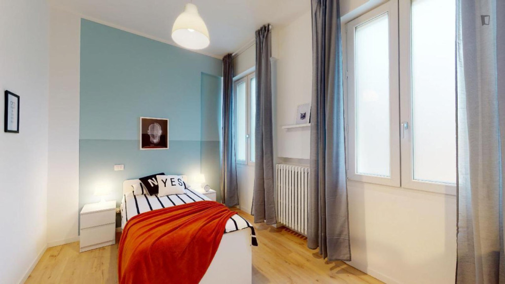 Big single bedroom near Facoltà di Medicina e Chirurgia