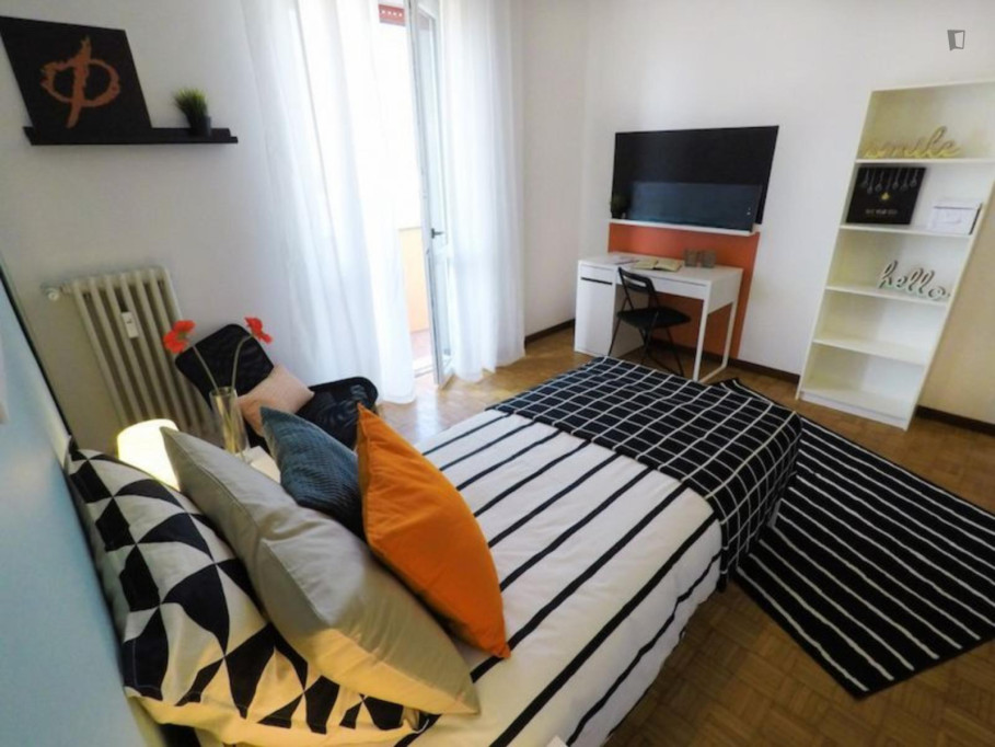 Snug single bedroom near the San Faustino metro - Brescia - chambre - ImmoJeune