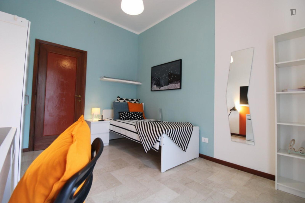 Splendid single bedroom in Mompiano - Brescia - chambre - ImmoJeune