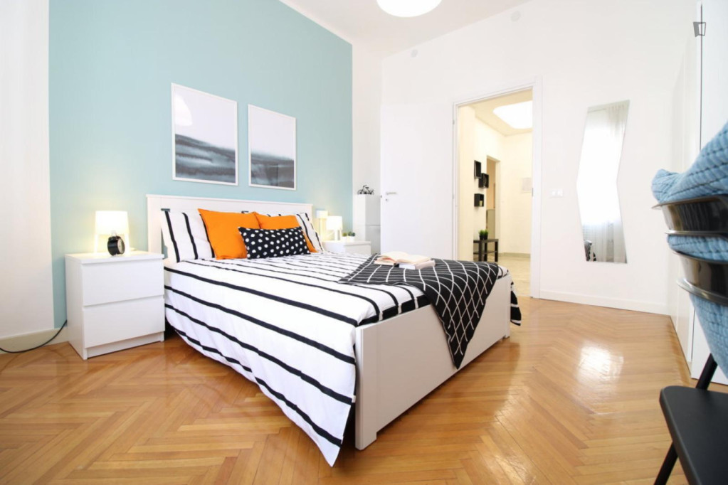 Double bedroom in a student flat, near Parco dell'Acqua - Brescia - chambre - ImmoJeune