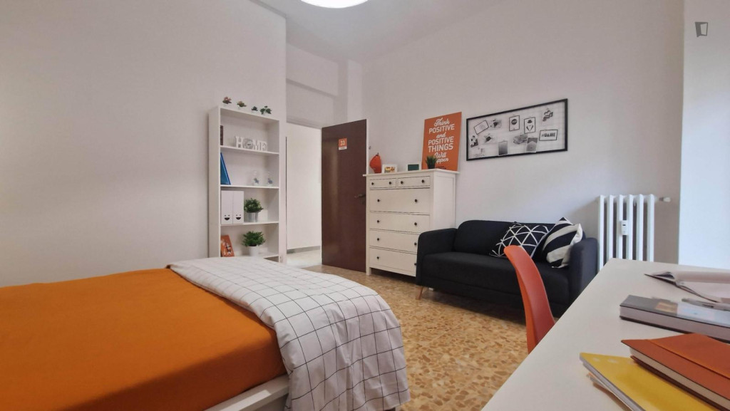 Interesting double bedroom in Ardeatino - Rome - chambre - ImmoJeune