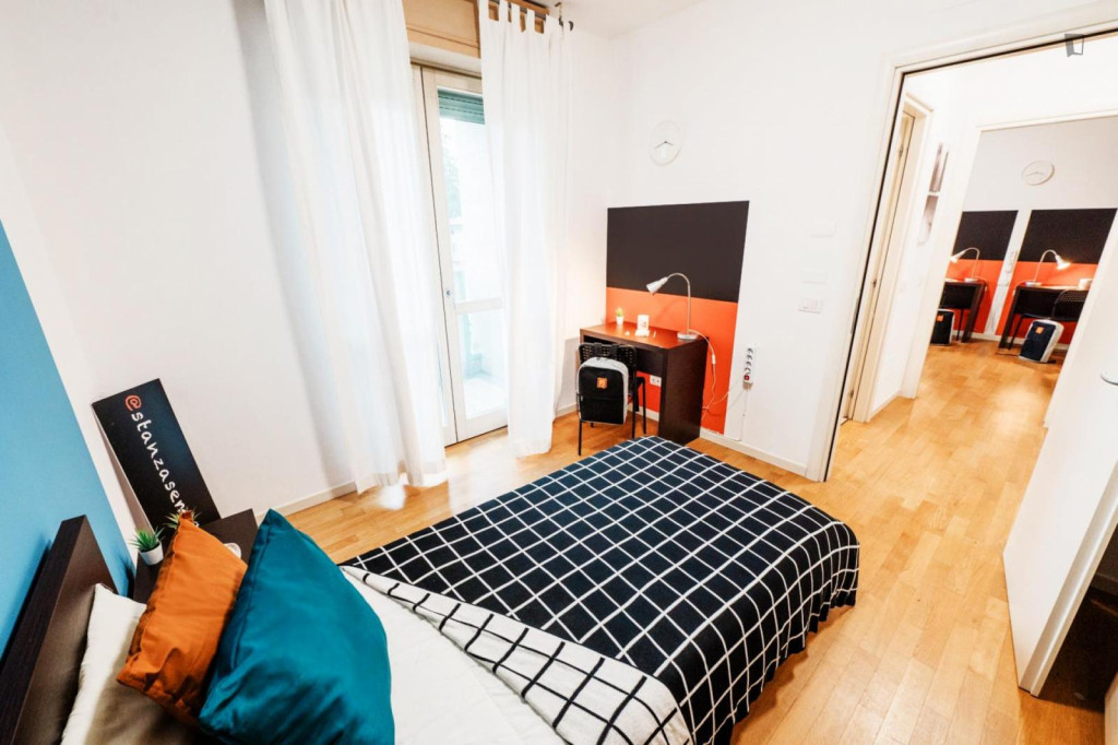 Excellent single bedroom near Università degli Studi di Bergamo  - Bergamo - chambre - ImmoJeune